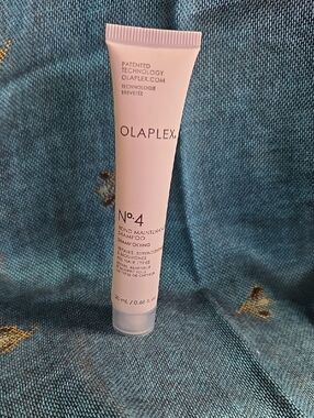 OLAPLEX No.4 Bond Maintenance Shampoo - Light Pink Tube
